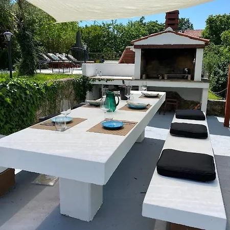 Wellness House Oliva With Heated Salt Water Pool, Sauna & Jakuzzi Villa
