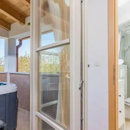 Вилла Wellness House Oliva With Heated Salt Water Pool, Sauna & Jakuzzi *