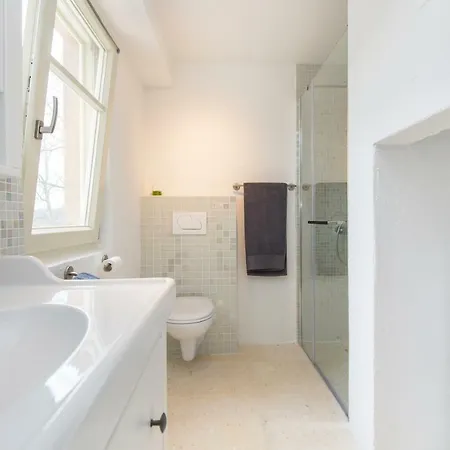 Wellness House Oliva, Heated Pool, Sauna And Jacuzzi Villa *