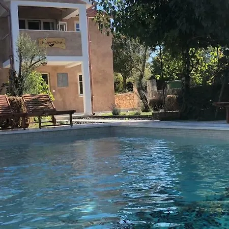 Wellness House Oliva With Heated Salt Water Pool, Sauna & Jakuzzi Villa *